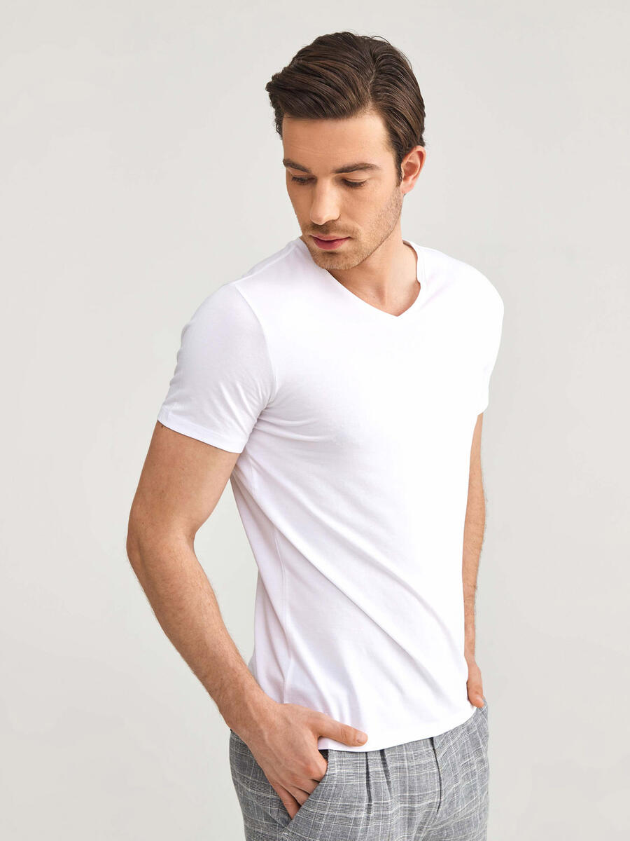 V Yaka Modal Slim Fit Basic Tişört
