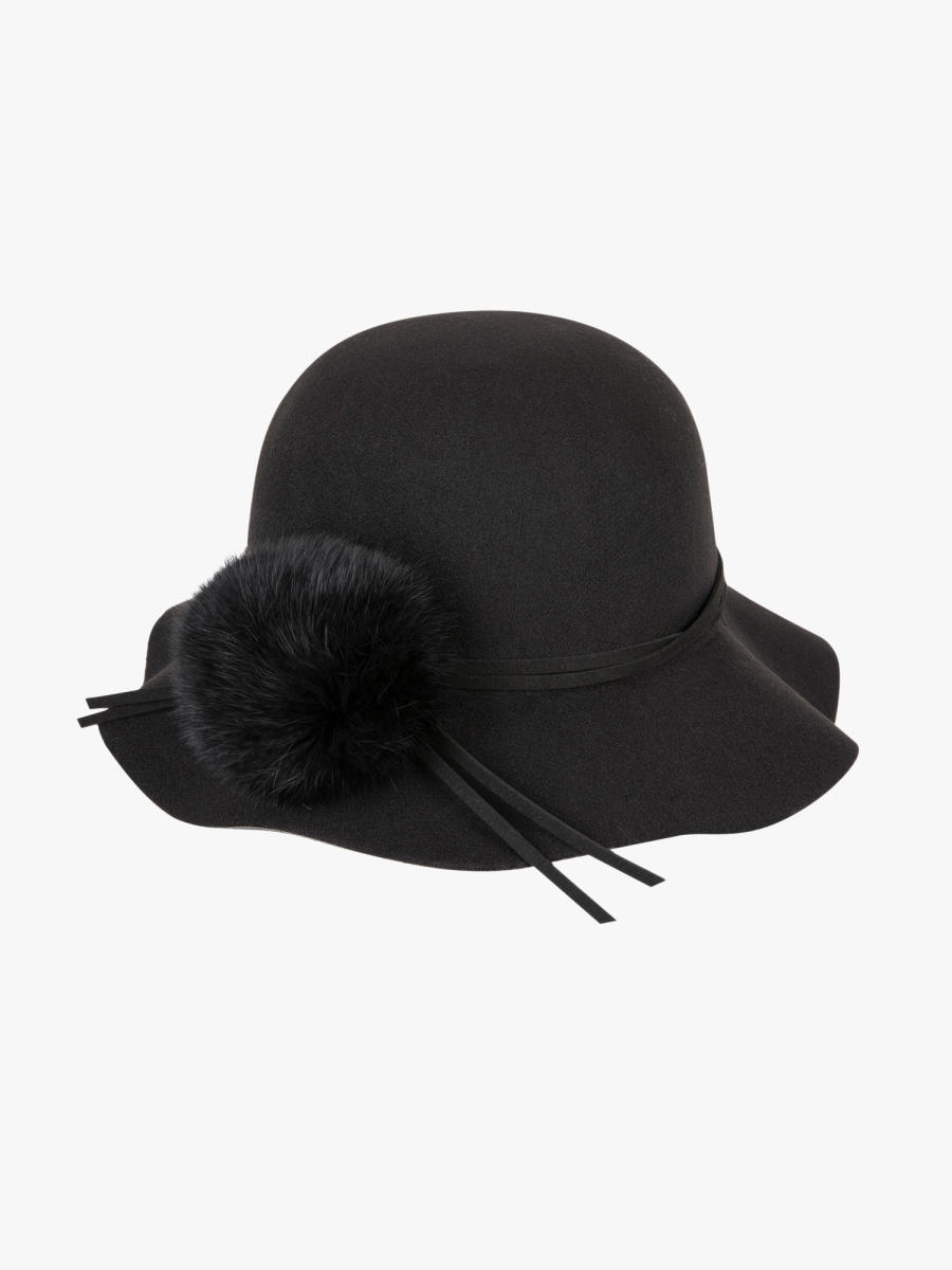 Xint Şerit Detaylı Şapka. 1