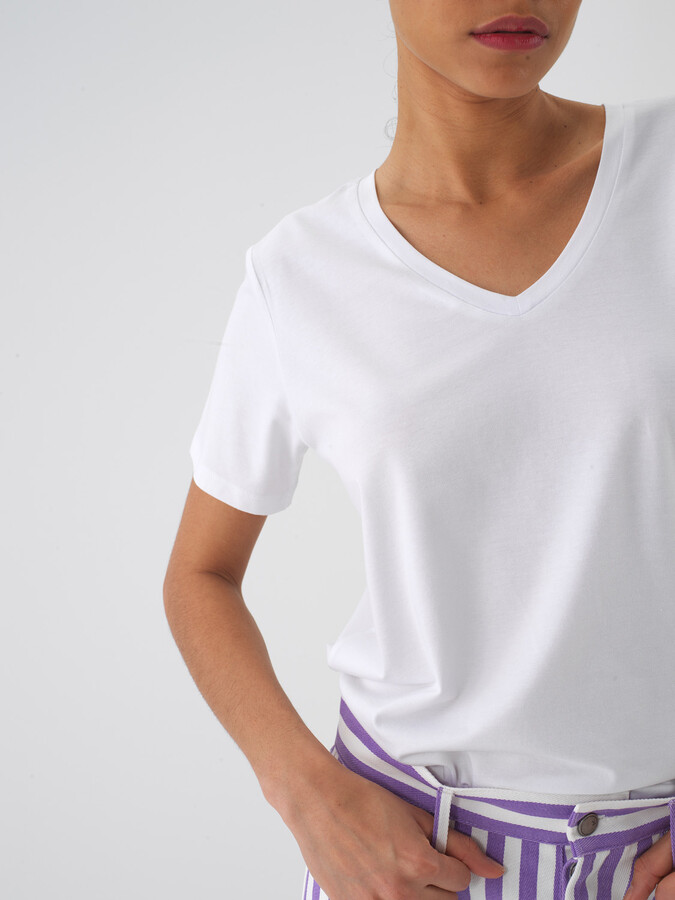 V Yaka Regular Fit Modal Basic Tişört - XINT (1)
